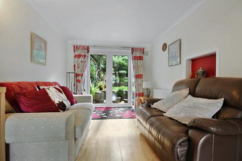 undefined, Alders View Drive, East Grinstead, RH19