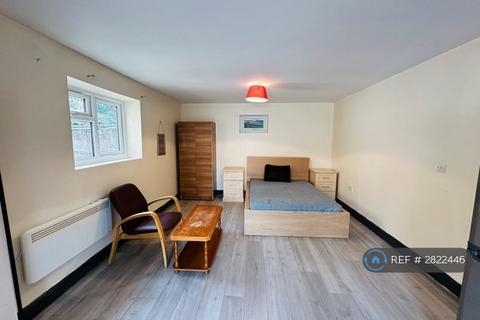 undefined, West Park Close, Romford, RM6