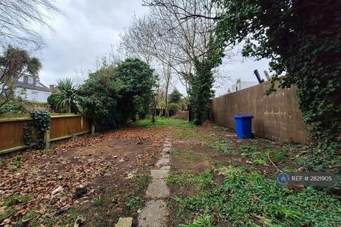 undefined, Station Lane, Hornchurch, RM12