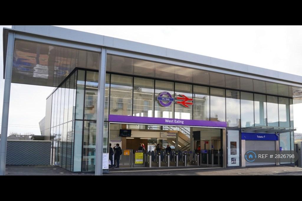 10 Min To Tube Station