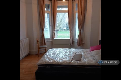 undefined, Willoughby Road, London, N8