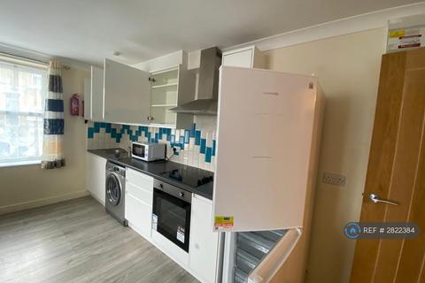 1 bedroom flat to rent, Melville Road, Maidstone, ME15