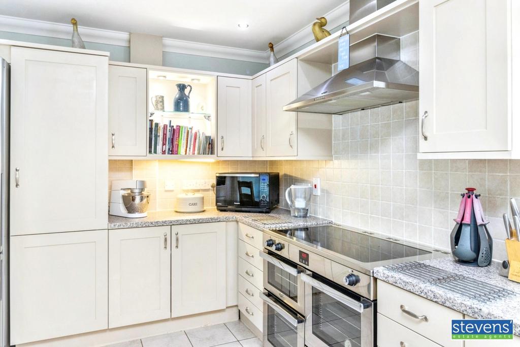 Kitchen b
