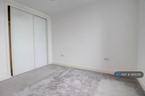 1 bedroom flat to rent, Churchill Way, Basingstoke, RG21