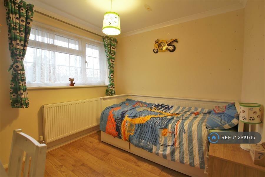 Bedroom2
