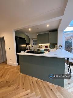 1 bedroom in a house share to rent, London, London, W3