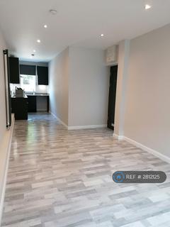 1 bedroom flat to rent - Banstead Road, Caterham, CR3