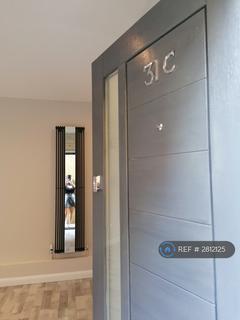 undefined, Banstead Road, Caterham, CR3