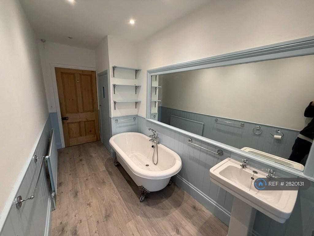 Bathroom - View 2