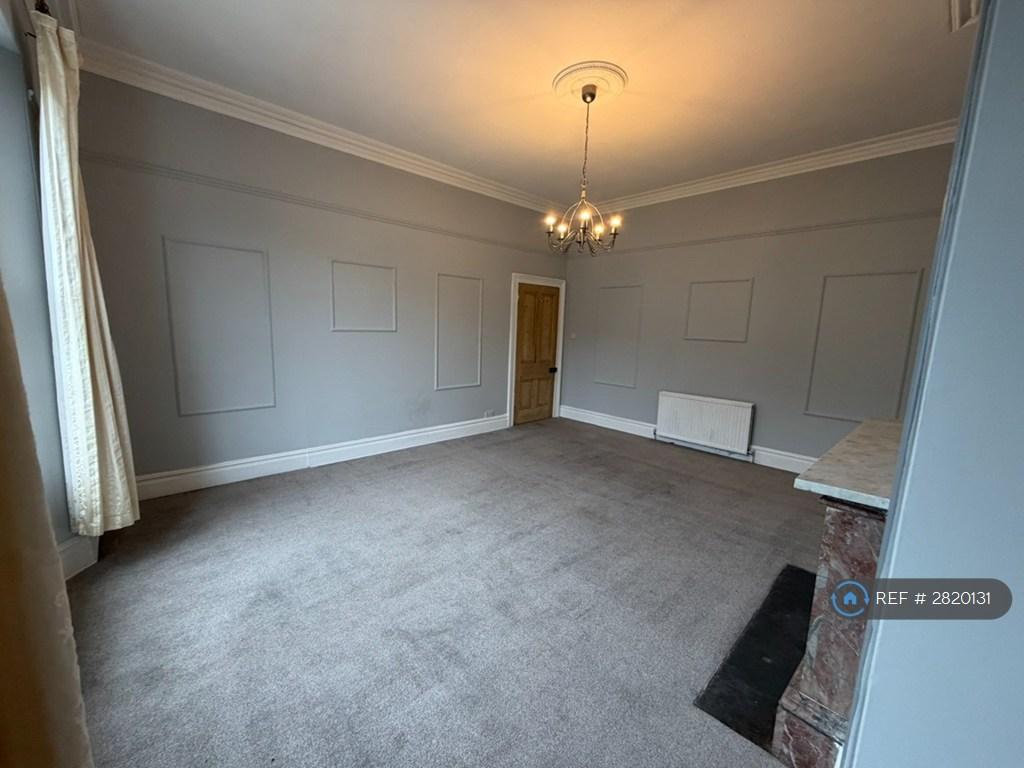 Bedroom 2 - View 3