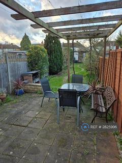 undefined, Sunningdale Avenue, Hanworth, TW13