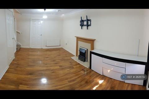 4 bedroom terraced house to rent, Spindler Close, Ipswich, IP5
