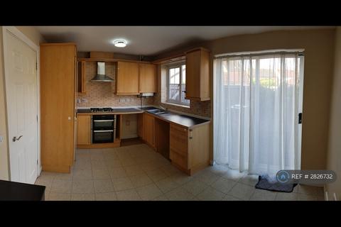 4 bedroom terraced house to rent, Spindler Close, Ipswich, IP5