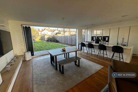 1 bedroom in a house share to rent, Goston Gardens, Thornton Heath, CR7