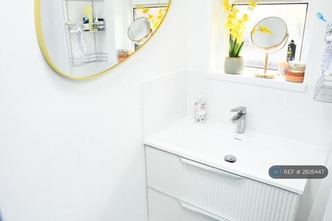 undefined, Kerry House, London, E1