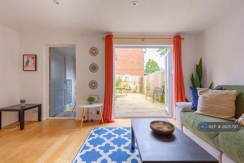 undefined, Delverton Road, London, SE17