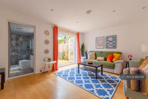 undefined, Delverton Road, London, SE17