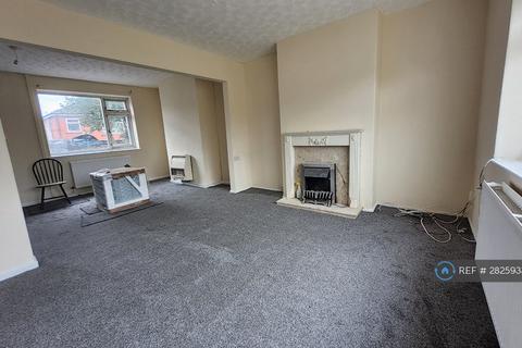 2 bedroom semi-detached house to rent, Masefield Drive, Bolton, BL4
