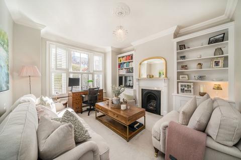 3 bedroom maisonette for sale, Dornton Road, London SW12