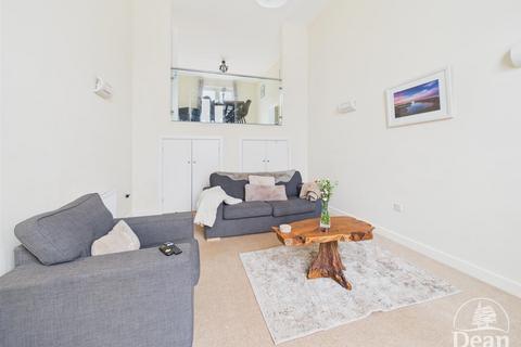 undefined, Sneyd Wood Road, Cinderford