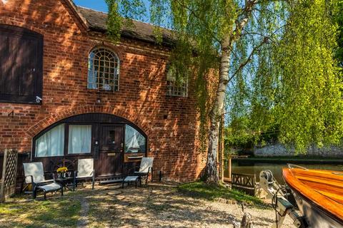 undefined, Parkes Quay, Stourport-On-Severn