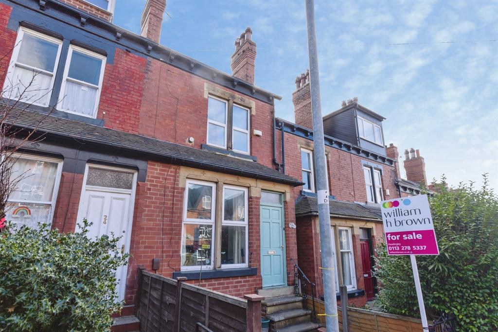 De Lacy Mount, Leeds 4 bed terraced house for sale - £260,000
