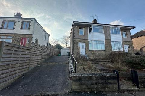 undefined, Leafield Avenue, Bradford BD2