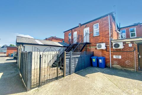 undefined, Wimborne Road, Bournemouth, BH9 2