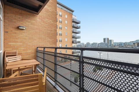 2 bedroom flat for sale, Tower Hamlets, London E14