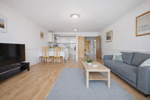 2 bedroom flat for sale, Tower Hamlets, London E14