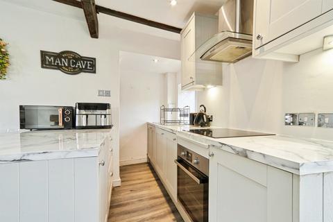 1 bedroom end of terrace house for sale, Cottingley Road, BRADFORD BD15