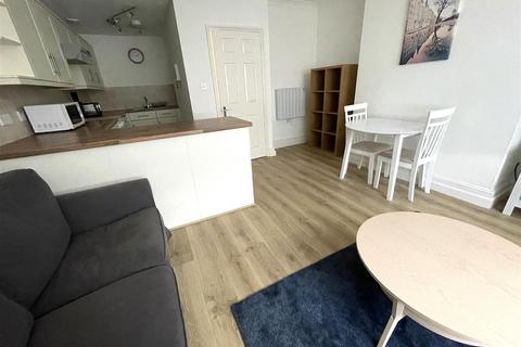 1 bedroom flat for sale, Granada Road, Southsea