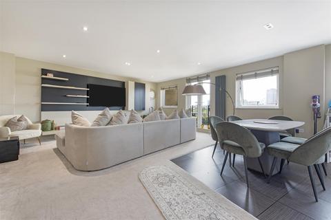 Palgrave Gardens, London, NW1