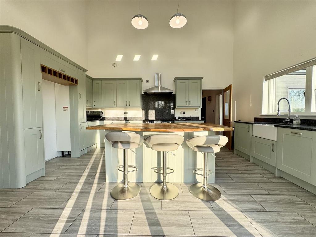 Temp Imagerhmgb L.jpg