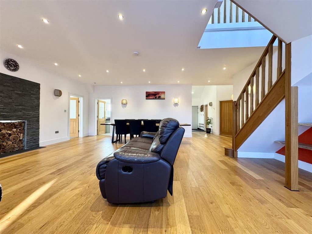 Temp Imageg6pcmx.jpg