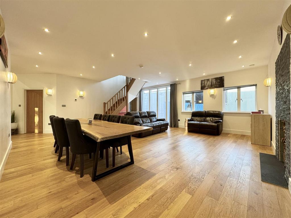 Temp Imagea7 ZN8i.jpg