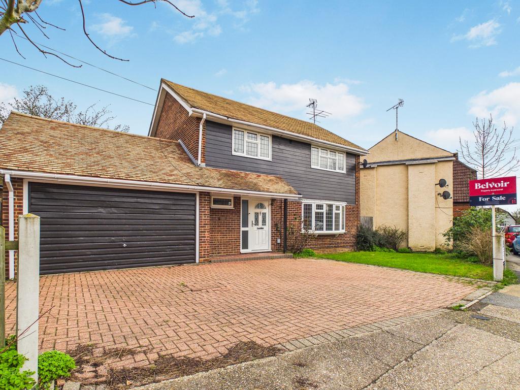 Springfield Road, Chelmsford, Essex CM2 4 bed detached house for sale ...