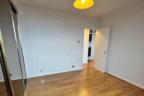 1 bedroom apartment for sale, Penshurst Road, London E9