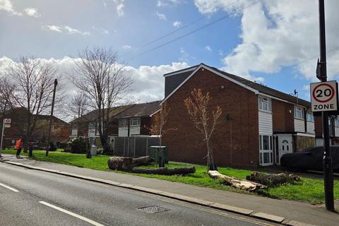 undefined, Roseheath Road, Hounslow TW4
