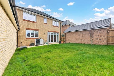 3 bedroom detached house for sale, Hampshire Road, Royston SG8