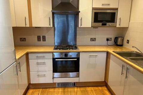 1 bedroom apartment to rent, 76 Meridian Plaza, Bute Terrace, Cardiff, CF10