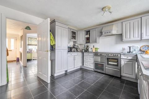 undefined, Westcote Close,  Witney,  OX28