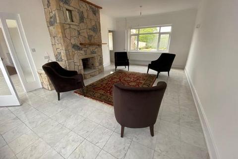 3 bedroom detached house for sale, Pontardulais Road, Tycroes, Ammanford