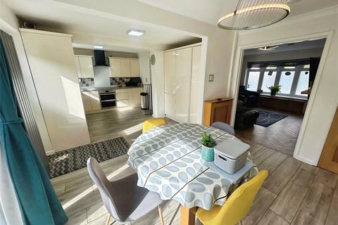 4 bedroom semi-detached house for sale, Trelissick Close, Leicestershire LE11