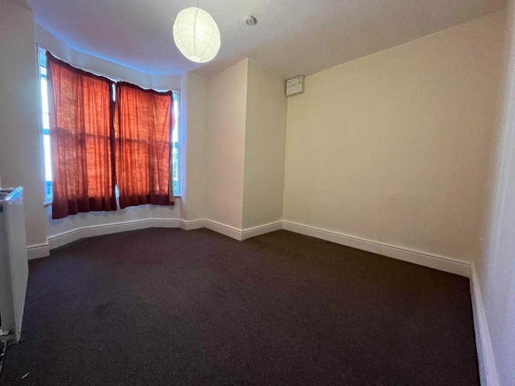 Bedroom.jpg