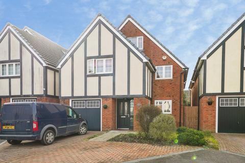 undefined, Barnpear Court, Tuffley, Gloucester, Gloucestershire, GL4