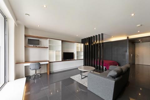undefined, Pan Peninsula, London, E14