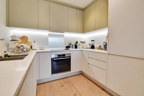 2 bedroom apartment to rent, Frogmore Avenue, Hertfordshire WD17