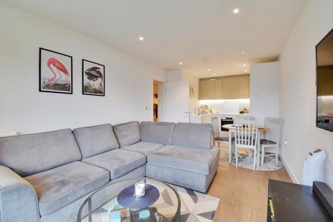 2 bedroom apartment to rent, Frogmore Avenue, Hertfordshire WD17