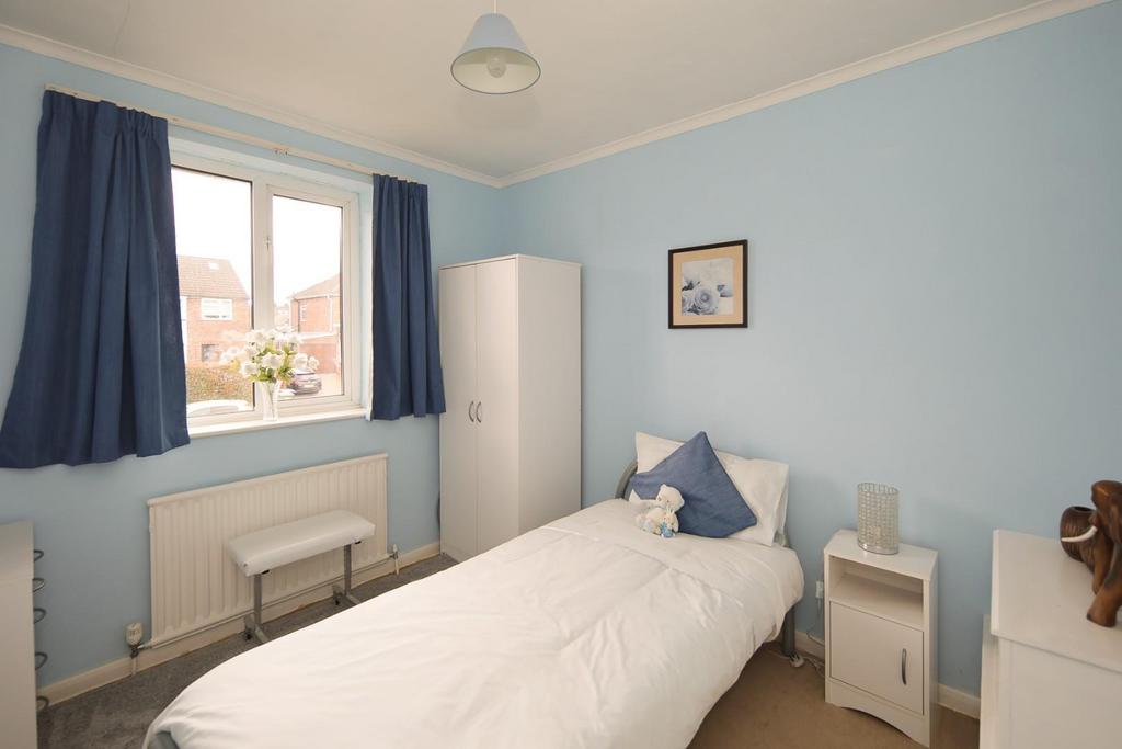 65 Stirling Avenue CV32-12.jpg